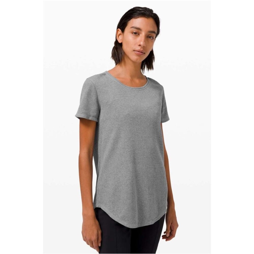 Lululemon Love Crew Waffle Knit Shirt in Heather Grey | Size 4